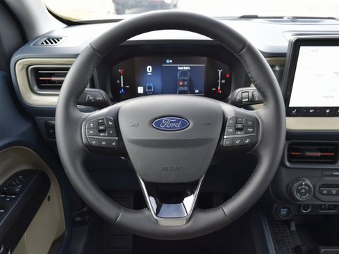 New 2025 Ford Maverick Lariat image 8