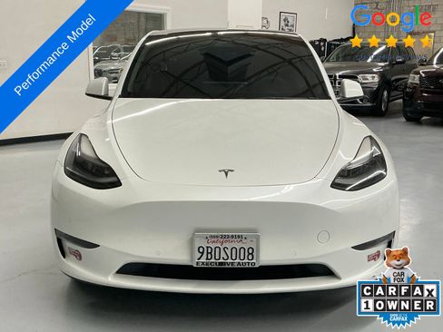 Used 2022 Tesla Model Y Performance image 2