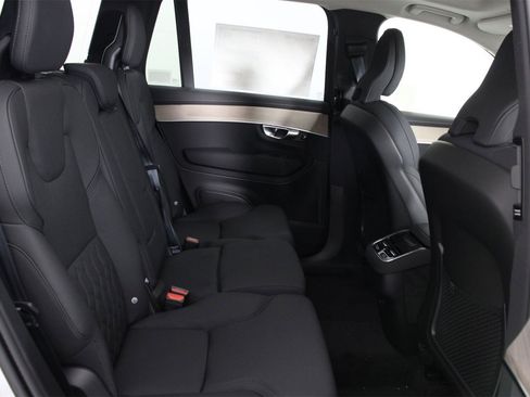 New 2026 Volvo XC90 B5 Plus image 11