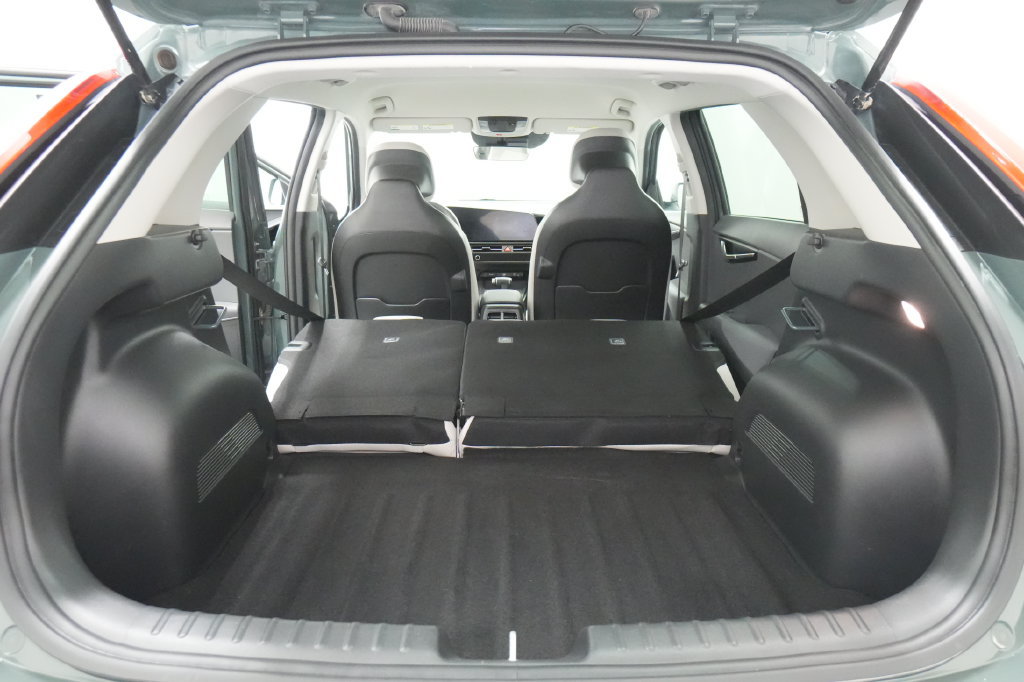 Used 2023 Kia Niro EX FWD image 20
