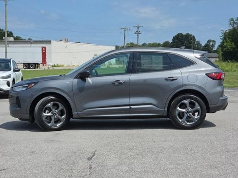Used 2023 Ford Escape ST-Line w/ Tech Pack #1 AWD/4WD image 4