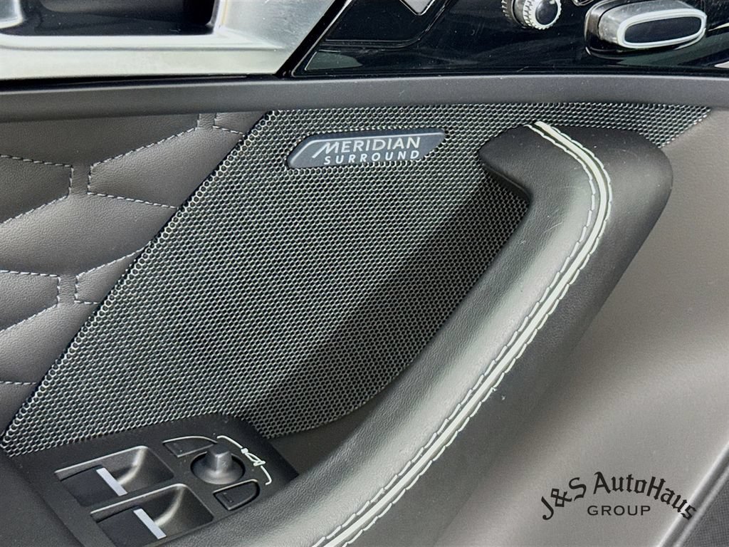Used 2017 Jaguar F-TYPE SVR AWD/4WD image 24