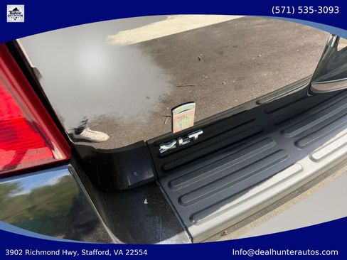 Used 2017 Ford Expedition XLT RWD image 12