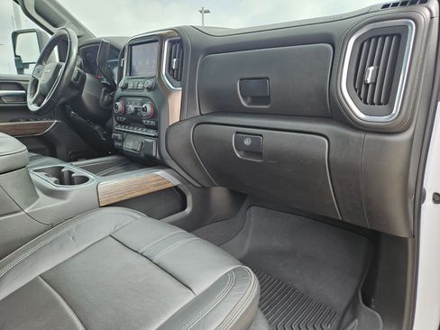 Used 2022 Chevrolet Silverado 3500 High Country w/ Z71 Off-Road Package image 28