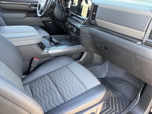 Used 2026 Chevrolet Silverado 2500 ZR2 w/ LPO, Dark Essentials Package AWD/4WD image 13