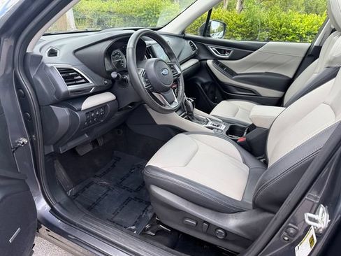 Used 2023 Subaru Forester Limited AWD/4WD image 12
