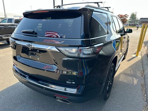 Used 2020 Chevrolet Traverse Premier w/ Redline Edition AWD/4WD image 5