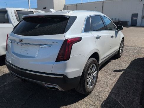Used 2023 Cadillac XT5 Premium Luxury AWD/4WD image 2