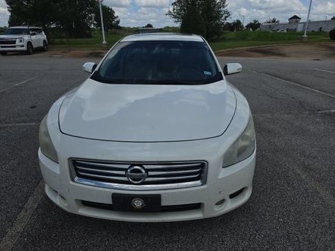 Used 2013 Nissan Maxima 3.5 SV w/ Tech Pkg FWD image 2