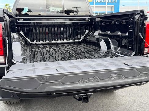 New 2026 Chevrolet Colorado LT RWD image 8