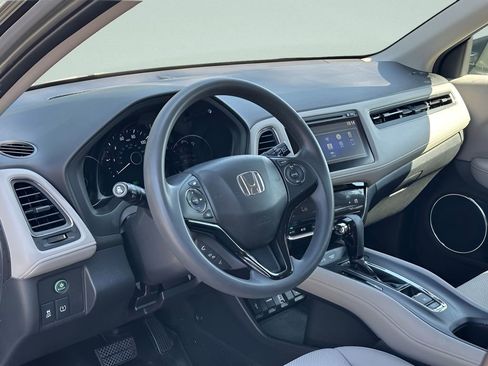 Used 2016 Honda HR-V EX image 8