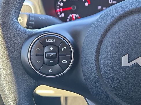 Used 2022 Kia Soul LX w/ Technology Package image 21