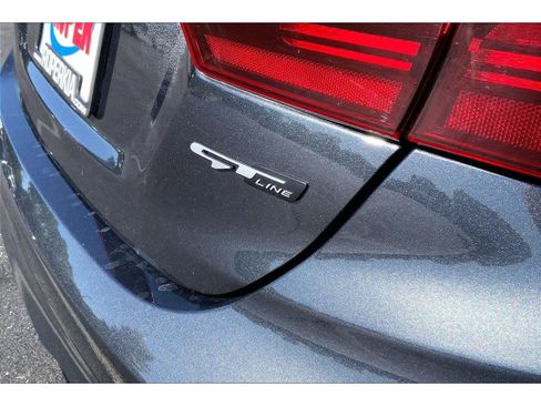 Used 2024 Kia Forte GT-Line w/ GT-Line Premium Package FWD image 8