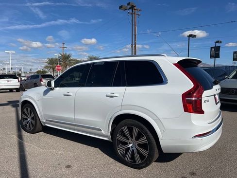 Used 2023 Volvo XC90 T8 Plus w/ Protection Package Premier image 5