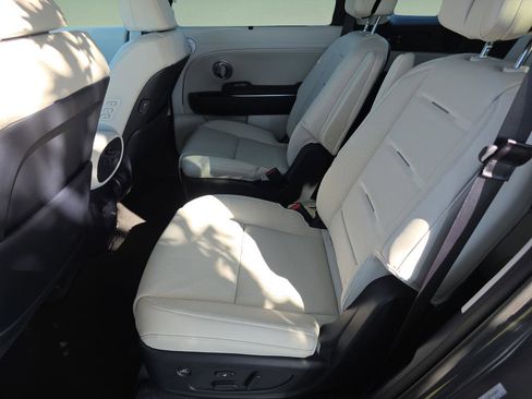 New 2026 Hyundai Palisade Calligraphy image 16