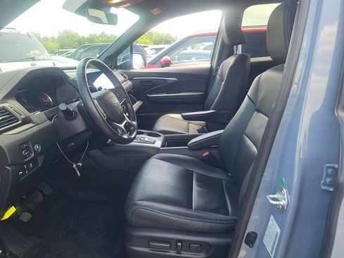 Used 2023 Honda Passport EX-L image 6