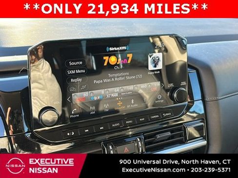 Certified 2024 Nissan Pathfinder SL w/ Cargo Package image 14