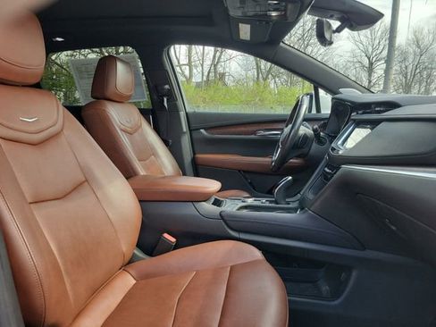 Used 2022 Cadillac XT5 Premium Luxury w/ Technology Package image 30