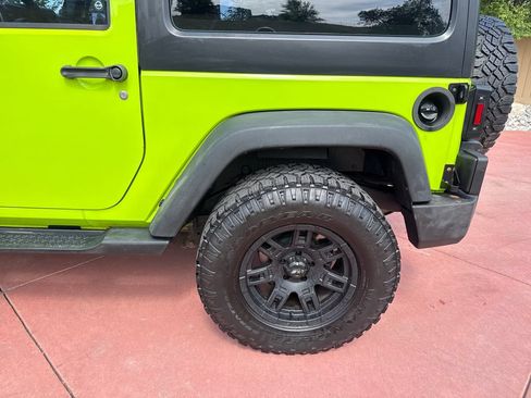 Used 2013 Jeep Wrangler Sport w/ Connectivity Group AWD/4WD image 31