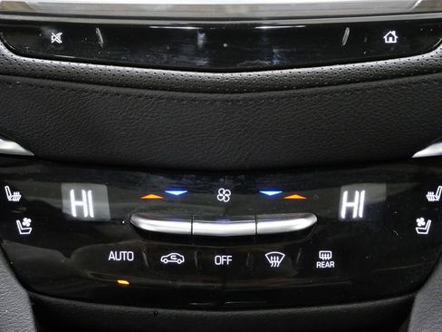 Used 2024 Cadillac XT5 Premium Luxury image 21