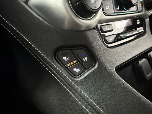 Used 2018 GMC Yukon SLT image 20