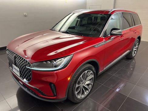 New 2026 Lincoln Aviator Reserve image 3