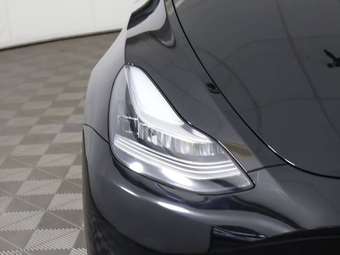 Used 2023 Tesla Model Y Long Range image 14