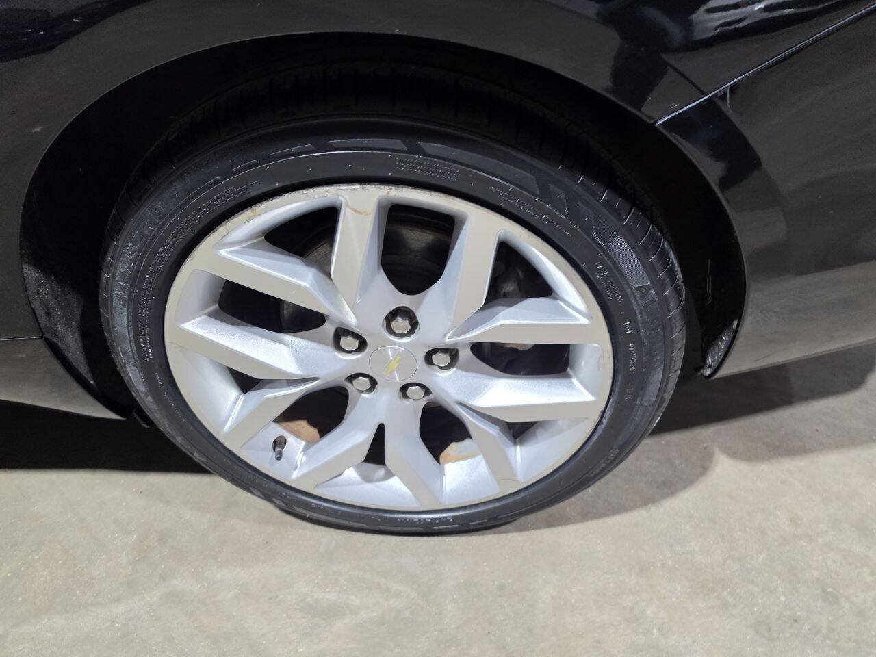 Used 2019 Chevrolet Impala Premier FWD image 22