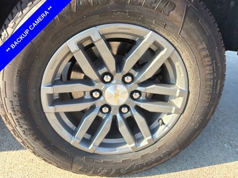 Used 2023 Chevrolet Colorado LT w/ LT Convenience Package RWD image 7