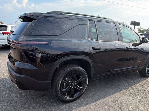 New 2027 Chevrolet Traverse LT w/ Midnight/Sport Edition FWD image 8