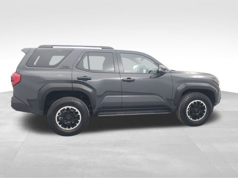 Used 2025 Toyota 4Runner TRD Off-Road image 5