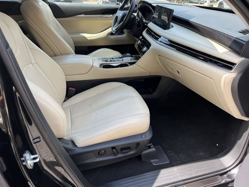 Used 2023 INFINITI QX60 Sensory w/ Vision Package image 11