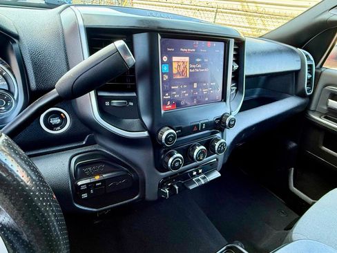 Used 2022 RAM 3500 Big Horn image 26