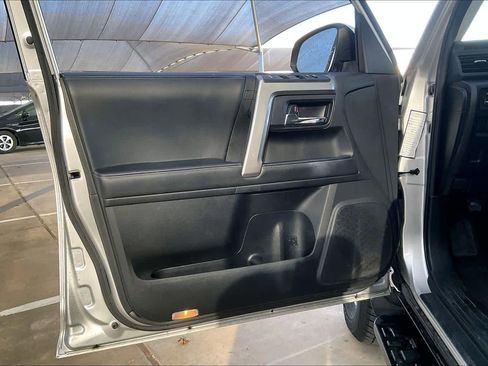 Used 2024 Toyota 4Runner SR5 image 21