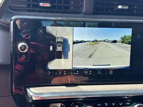 Used 2024 GMC Sierra 3500 Denali Ultimate image 25