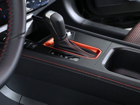 Certified 2025 Nissan Kicks SR image 24