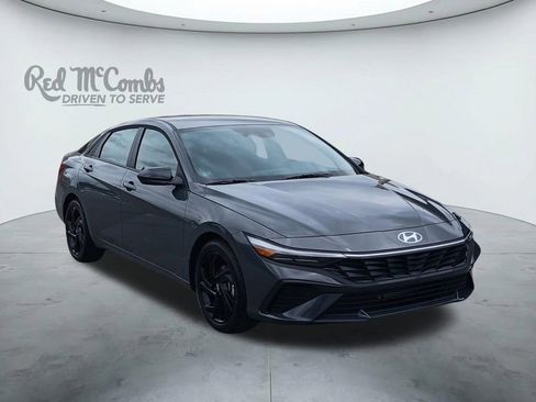 Certified 2026 Hyundai Elantra Sport FWD image 7