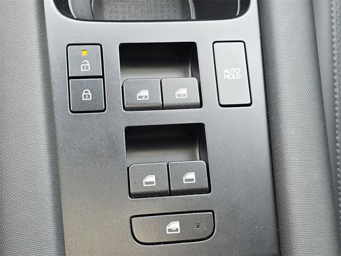 Certified 2025 Hyundai Ioniq 6 SEL image 27