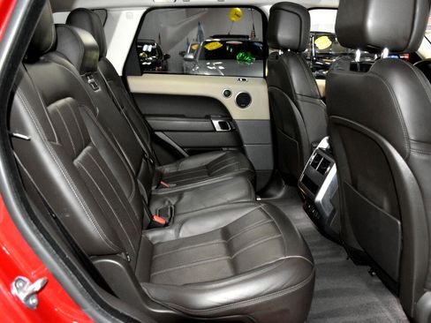 Used 2019 Land Rover Range Rover Sport HSE image 31