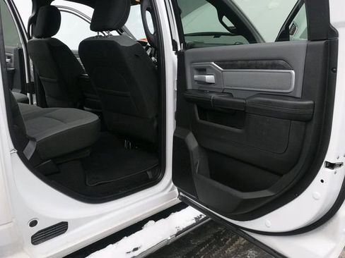 Used 2021 RAM 2500 Big Horn w/ Level 1 Equipment Group image 9