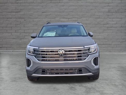 New 2026 Volkswagen Atlas SE FWD image 2