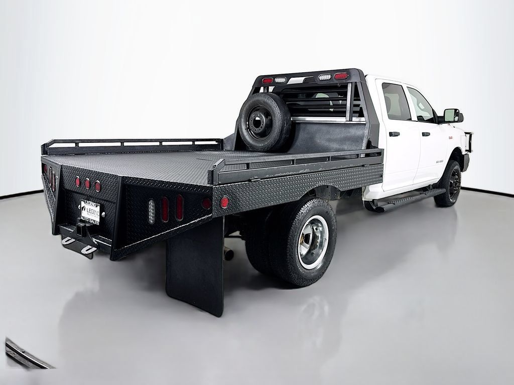 Used 2022 RAM 3500 Tradesman w/ Chrome Appearance Group AWD/4WD image 5