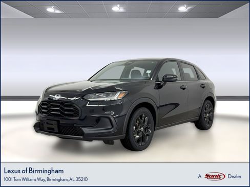 Used 2025 Honda HR-V Sport image 1