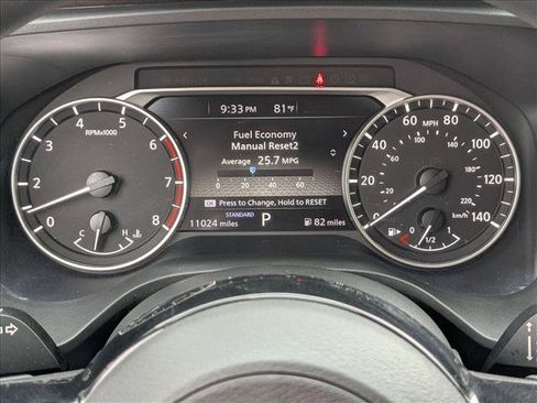 Certified 2023 Nissan Rogue SV FWD image 11