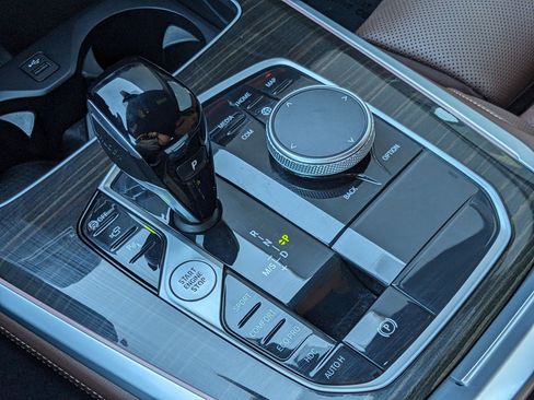 Used 2023 BMW X5 xDrive40i w/ Premium Package image 22