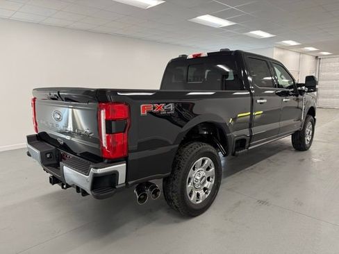 New 2026 Ford F250 Lariat w/ Lariat Premium Package image 5