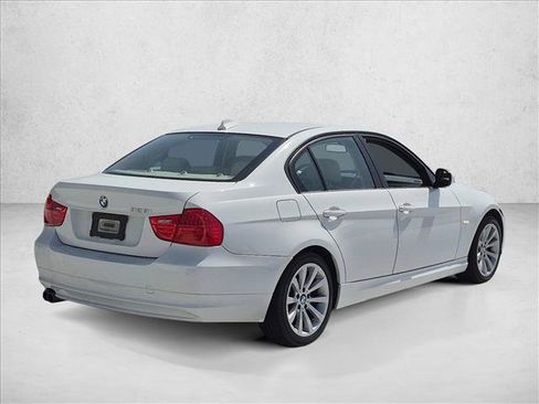 Used 2011 BMW 328i Sedan RWD image 5