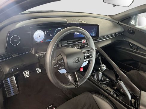 Used 2025 Hyundai Elantra N FWD image 9