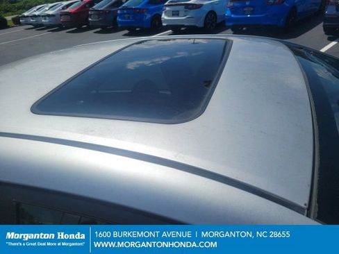 Used 2009 Toyota Corolla S w/ Sport Pkg FWD image 7