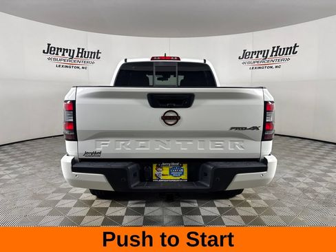 Used 2022 Nissan Frontier PRO-4X AWD/4WD image 7